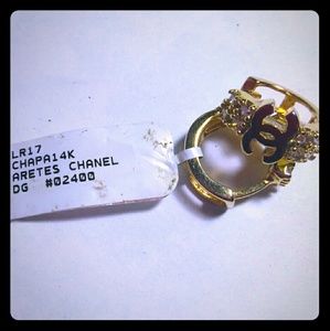 14k Chanel earrings